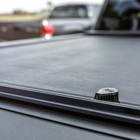 Roll-N-Lock 2020 Chevy Silverado / GMC Sierra 2500-3500 80-1/2in M-Series Retractable Tonneau Cover - Covers