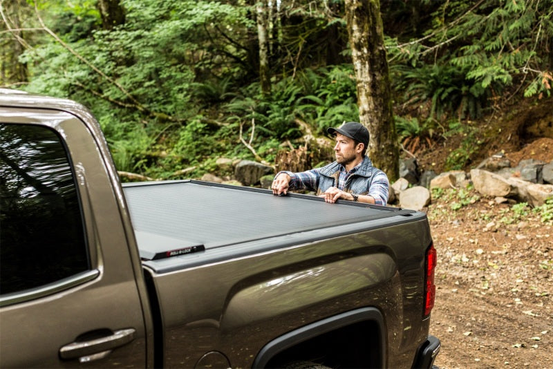 Roll-N-Lock 2020 GM Silverado / Sierra 2500/3500 6ft 10in Bed A-Series Retractable Tonneau Cover - Covers