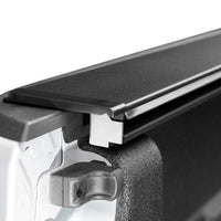 Roll-N-Lock 2020 Jeep Gladiator 5ft bed M-Series Retractable Tonneau Cover - Covers