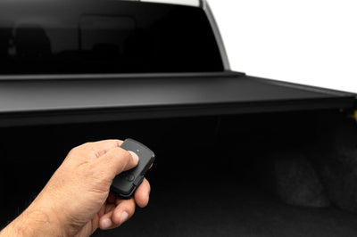 Roll-N-Lock 2021 Ford F-150 67.1in E-Series Retractable Tonneau Cover - Covers