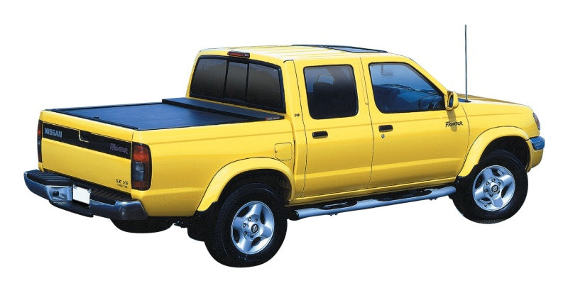 Roll-N-Lock 2022 Nissan Frontier Crew Cab (58.6in. Bed) M-Series Retractable Tonneau Cover - Covers