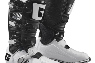 Gaerne Sg-10 Boots Black/white Sz 14 - Apparel Collection