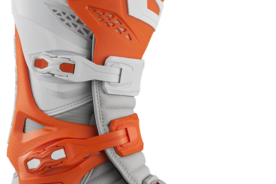 Gaerne Sg-22 Boots Le White/black/light Blue 12