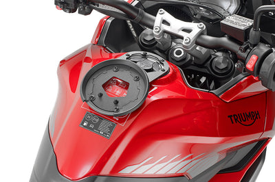 Givi Tanklock Mount Tri - Street Collection