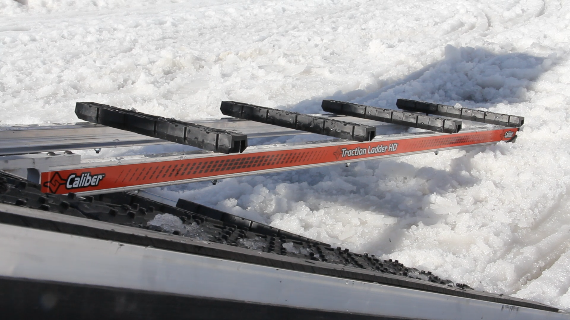 Caliber Traction Ladder Hd - Snowmobile Collection