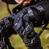 Evs Web Eclipse Knee Brace Black Pair Xl - Large