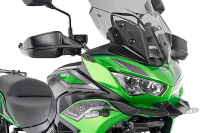 GIVI Windshield Specific Smoke Kaw - Windshield/Windscreen